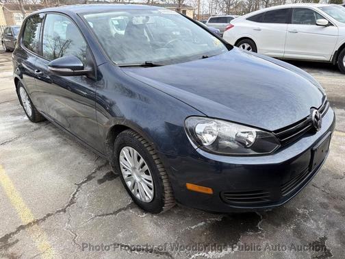 2011 Volkswagen Golf 2.5L 2-Door