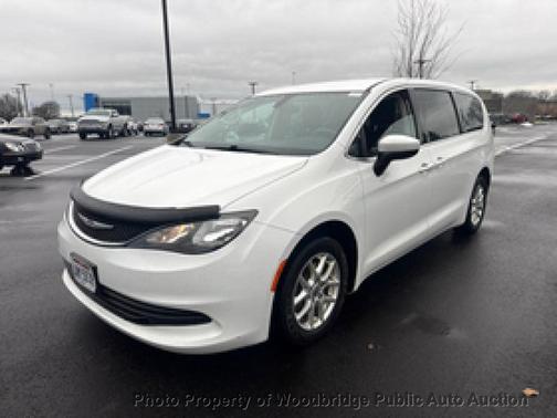 2017 Chrysler Pacifica LX