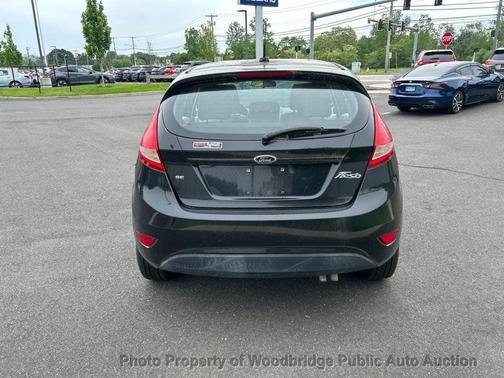 Tuxedo Black Metallic 2011 Ford Fiesta SE