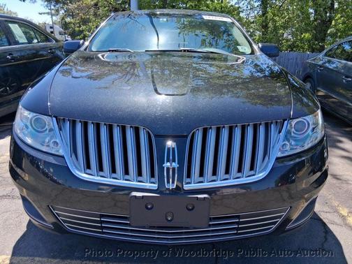 Tuxedo Black Clearcoat Metallic 2009 Lincoln MKS Base
