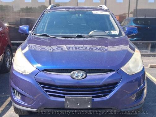 Blue 2011 Hyundai TUCSON GLS