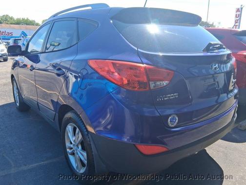 Blue 2011 Hyundai TUCSON GLS