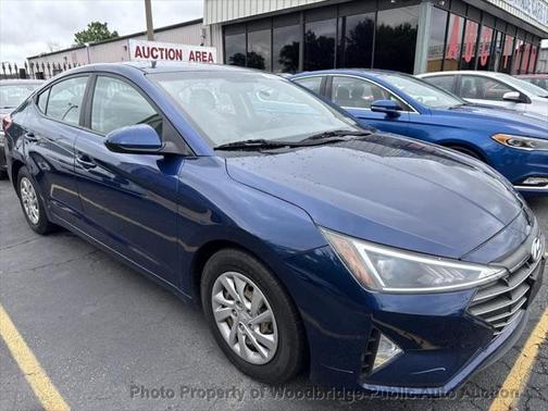 2019 Hyundai ELANTRA SE