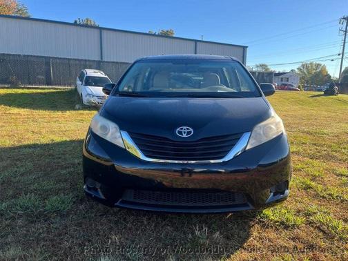 2012 Toyota Sienna LE