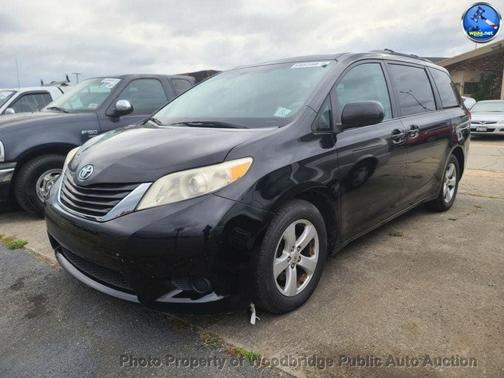 2012 Toyota Sienna LE