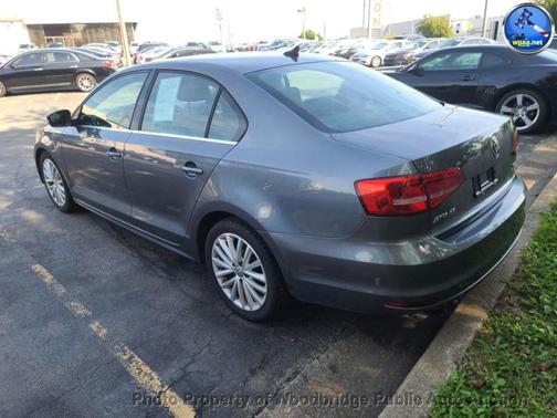 Platinum Gray Metallic 2015 Volkswagen Jetta Auto SE w/Connectivity/Navigation
