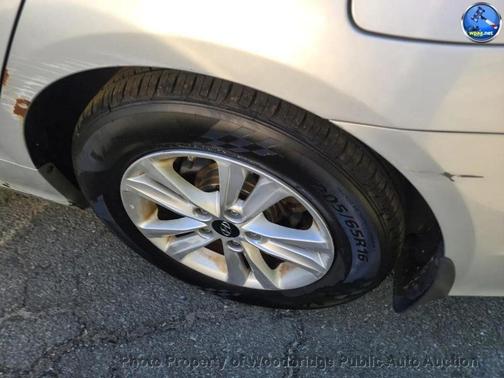 Radiant Silver Metallic 2013 Hyundai SONATA GLS