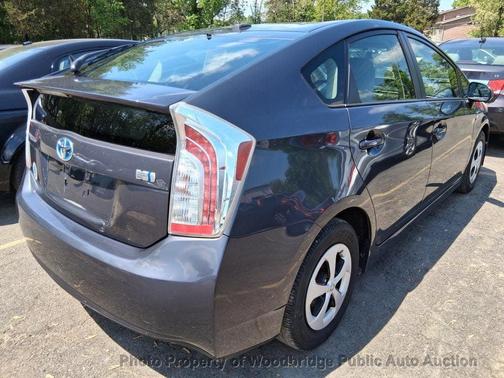 Winter Gray Metallic 2012 Toyota Prius Three