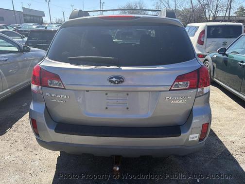 Steel Silver Metallic 2011 Subaru Outback 2.5 i Premium