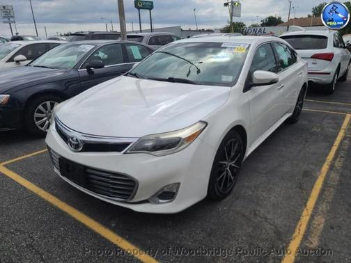 2014 Toyota Avalon XLE