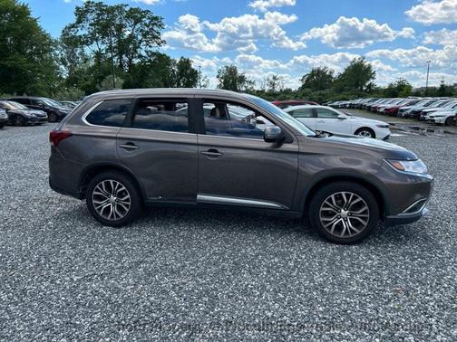 Quartz Brown Metallic 2017 Mitsubishi Outlander SEL S-AWC