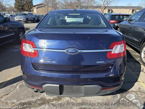 2011 Ford Taurus SEL