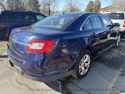 2011 Ford Taurus SEL