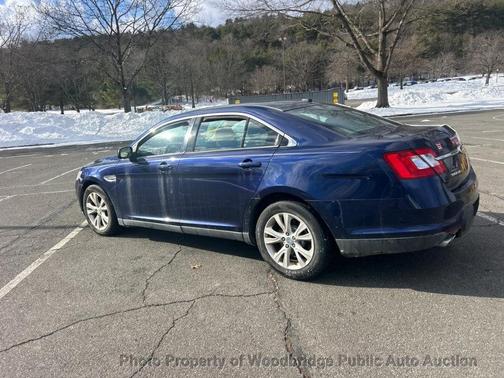 2011 Ford Taurus SEL