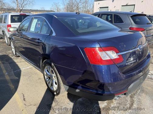 2011 Ford Taurus SEL