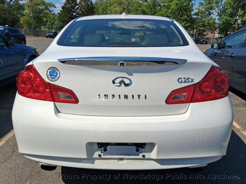 Moonlight White 2012 INFINITI G25x Base