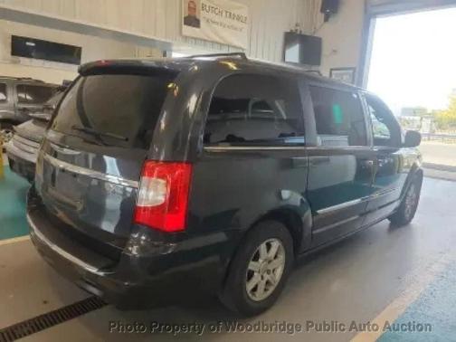 2012 Chrysler Town & Country Touring