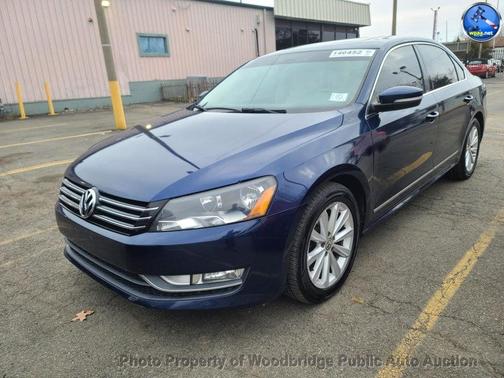 2013 Volkswagen Passat 2.5 SEL Premium