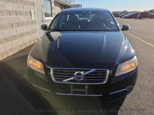 Black 2010 Volvo S80 3.2