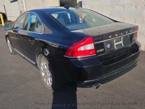 Black 2010 Volvo S80 3.2
