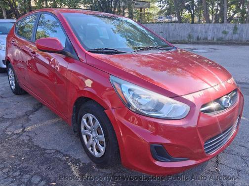 Boston Red 2012 Hyundai Accent GLS