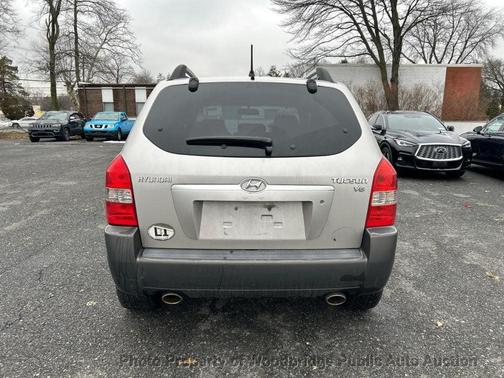 2005 Hyundai TUCSON LX