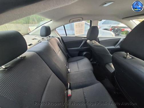2012 Mazda Mazda3 i Sport