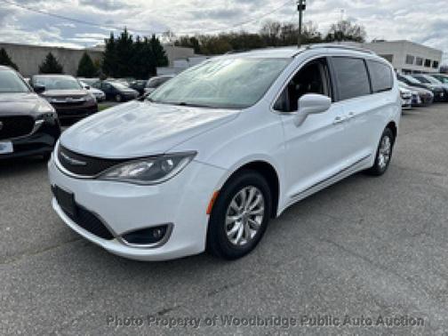 2019 Chrysler Pacifica Touring L