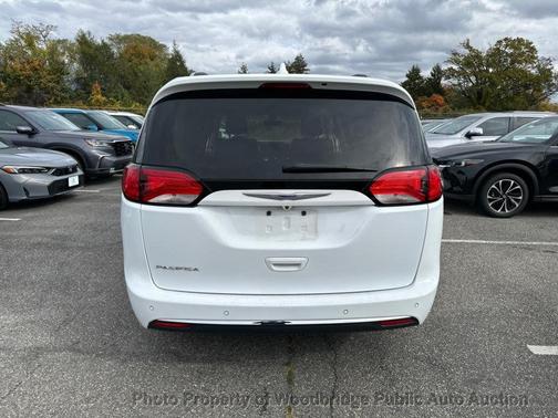 2019 Chrysler Pacifica Touring L