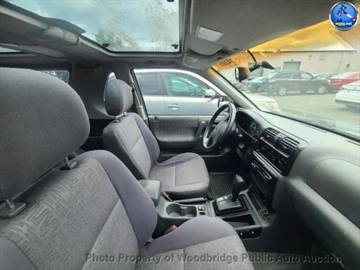 2002 Isuzu Rodeo Sport S 3.2L V6 Hard Top