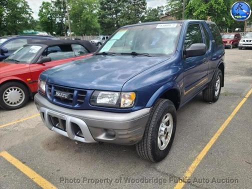 2002 Isuzu Rodeo Sport S 3.2L V6 Hard Top
