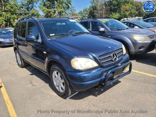 2000 Mercedes-Benz M-Class ML430 4dr AWD 4.3L