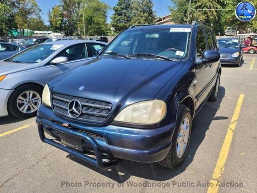2000 Mercedes-Benz M-Class ML430 4dr AWD 4.3L