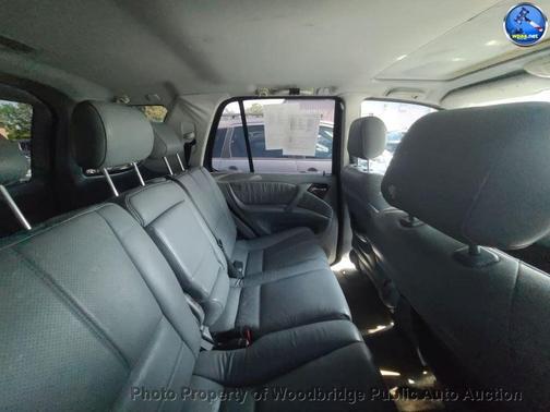 2000 Mercedes-Benz M-Class ML430 4dr AWD 4.3L
