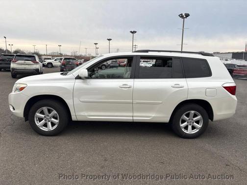 2010 Toyota Highlander SE