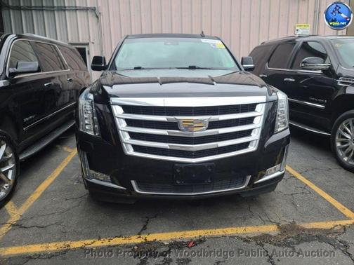 2016 Cadillac Escalade ESV Luxury