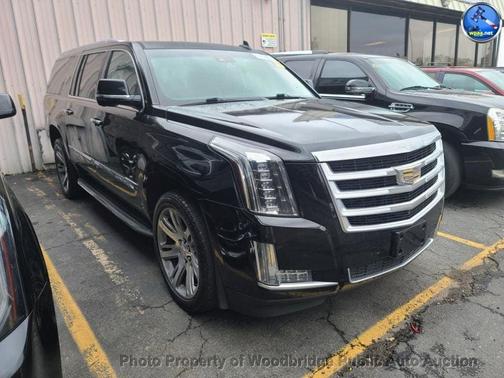 2016 Cadillac Escalade ESV Luxury