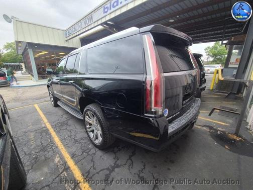 2016 Cadillac Escalade ESV Luxury