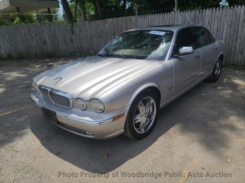2005 Jaguar XJ Vanden Plas