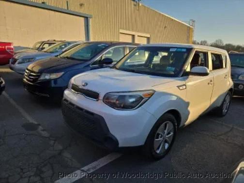 2016 Kia Soul Base