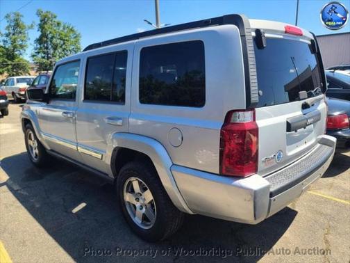 2010 Jeep Commander Sport
