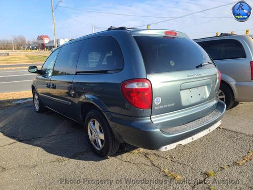 2005 Dodge Grand Caravan SXT