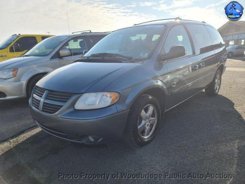 2005 Dodge Grand Caravan SXT