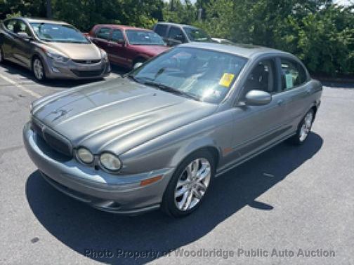 2002 Jaguar X-Type 2.5L