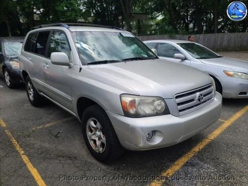 2004 Toyota Highlander Base