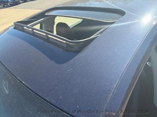 2015 Volkswagen Passat 1.8T Auto SE w/Sunroof & Nav