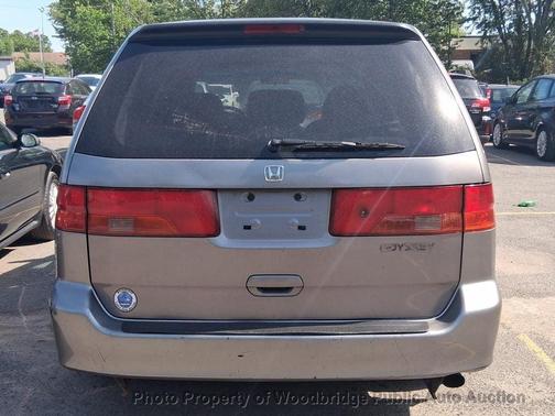 Canyon Stone Silver Metallic 2000 Honda Odyssey LX