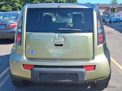 Alien 2010 Kia Soul !
