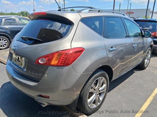 Platinum Graphite 2010 Nissan Murano LE