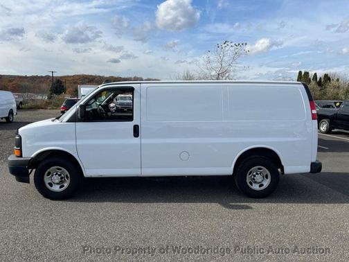 2017 Chevrolet Express 2500 Work Van